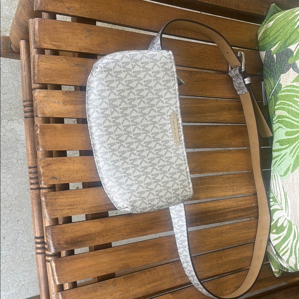 Authentic Michael Kors belt bag
